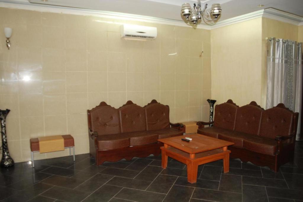 Benin Berge Hotel Cotonou Exteriör bild