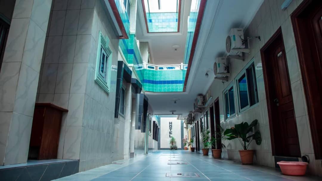 Benin Berge Hotel Cotonou Exteriör bild